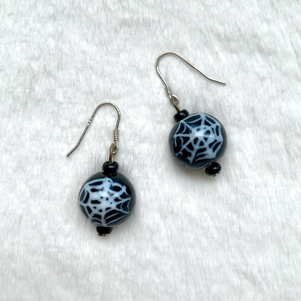 NEW Handmade Halloween Spider Web Earrings